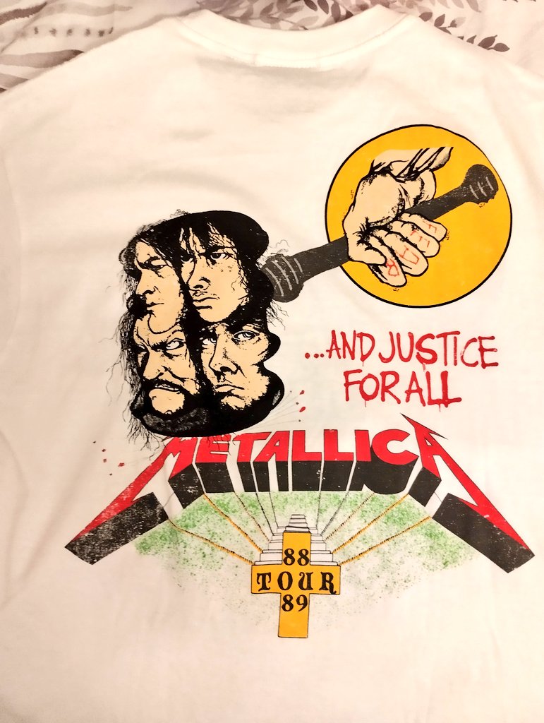 SaadRajput22's tweet image. Workout t-shirt for today, courtesy of dearest friend and brother @mskhan1222! 

@Metallica #AndJusticeForAll