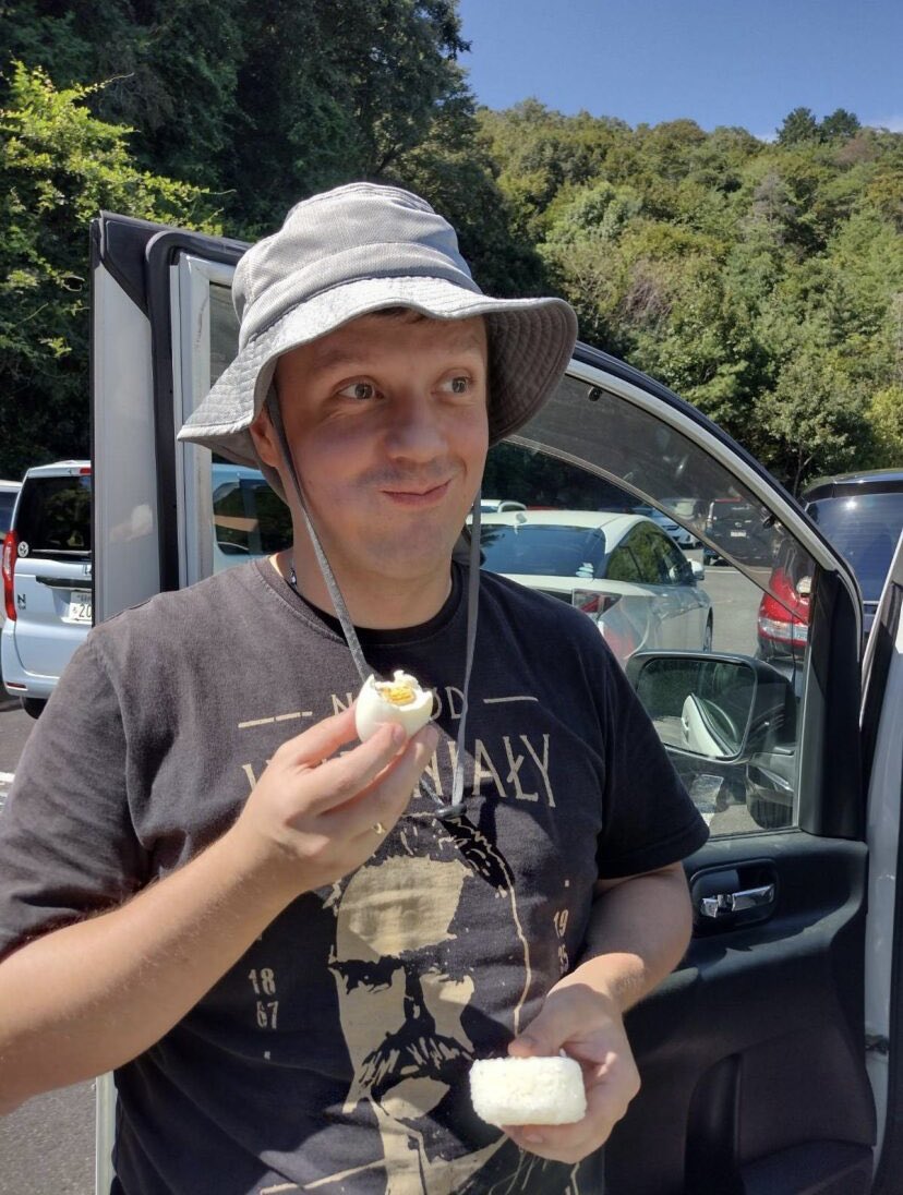 Welcome Jakub, new @gulianusslab member. He rec’d his Ph.D. @UMCG_ERIBA where he generated a suite of transgenic flatworms expressing fluorescent markers in a tissue-specific manner. As a faculty at NIBB, Japan he studied the mechanisms of regeneration. Now, on to ticks!