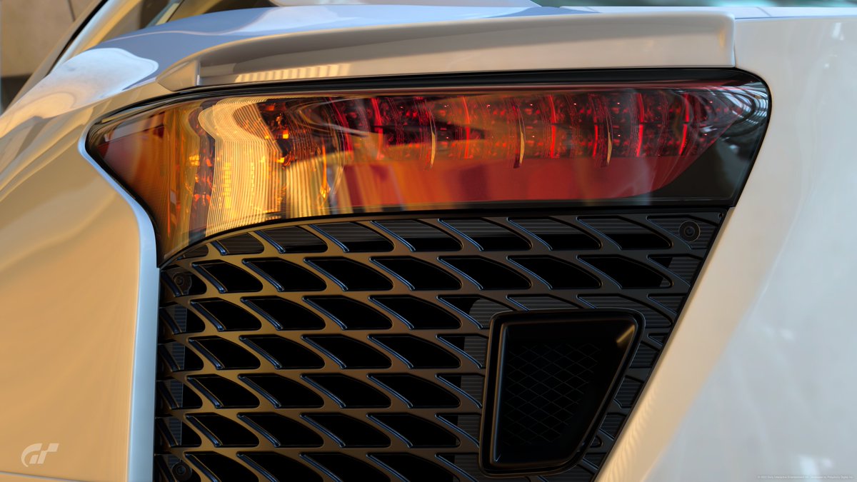 emula86's tweet photo. #GT6 vs #GT7
Lexus LFA '10 https://t.co/ghGucijIup