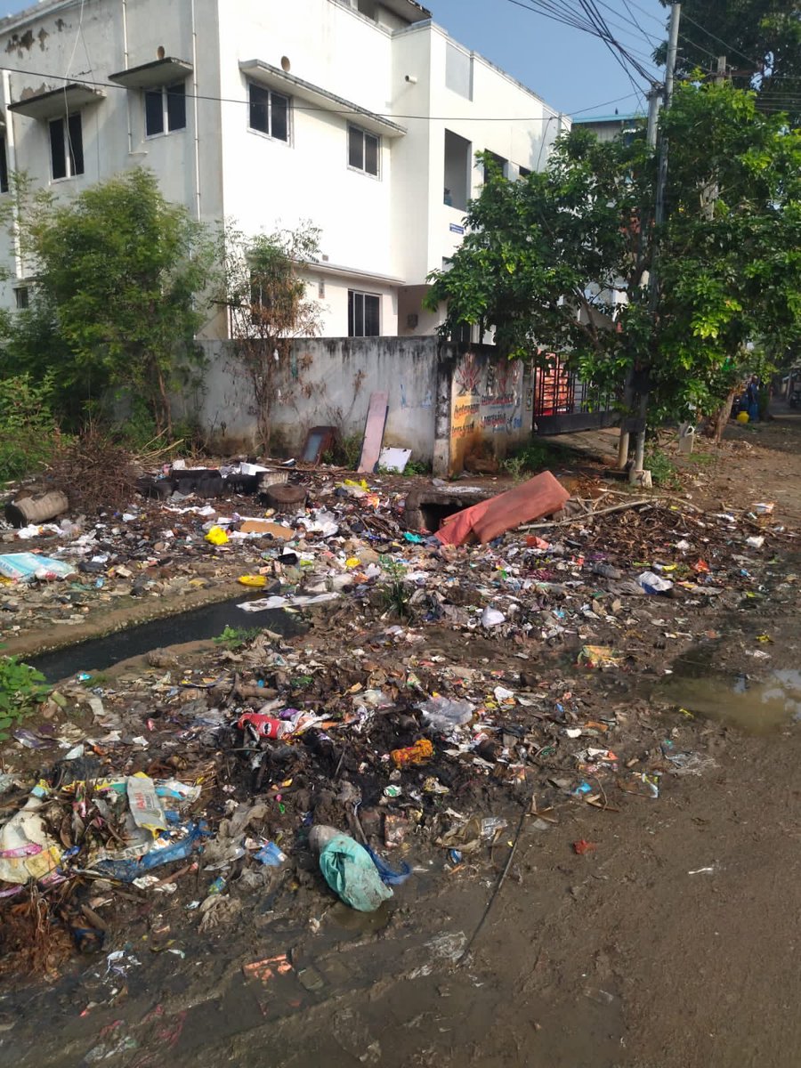 prasadggp's tweet photo. ⁦@RAKRI1⁩ ⁦@chennaicorp⁩ This is the state of Sri kamakshi Road, Padmavathy Nagar, Iyyappanthangal. No action has been taken inspite of many requests. Can you pls look into this. https://t.co/WUWzIGJU0h