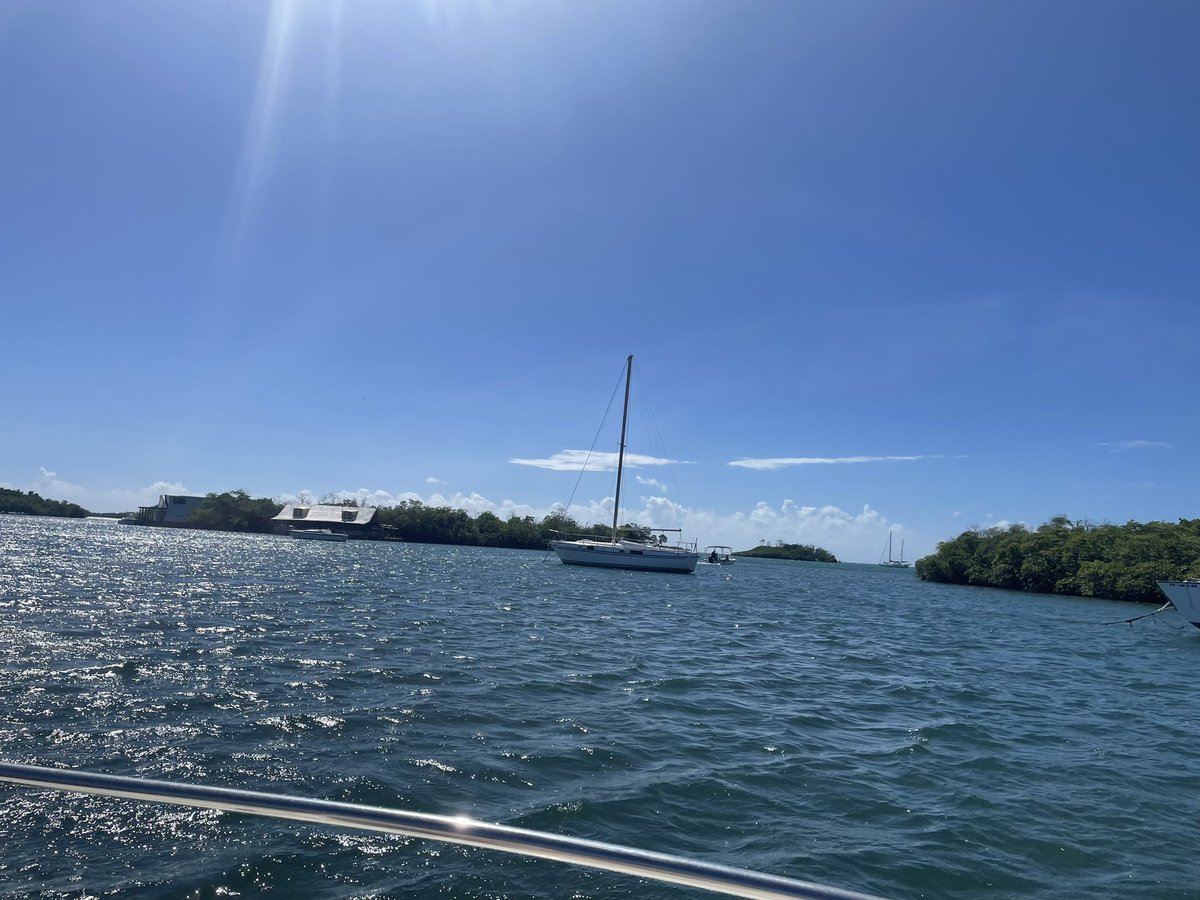 MarysolValentin's tweet photo. ¡Sol, playas y amigas! #Parguera  #PuertoRico https://t.co/RjdjRgR2Rv