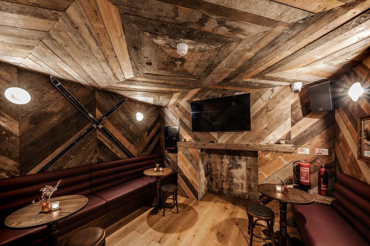 Location Works tweet media