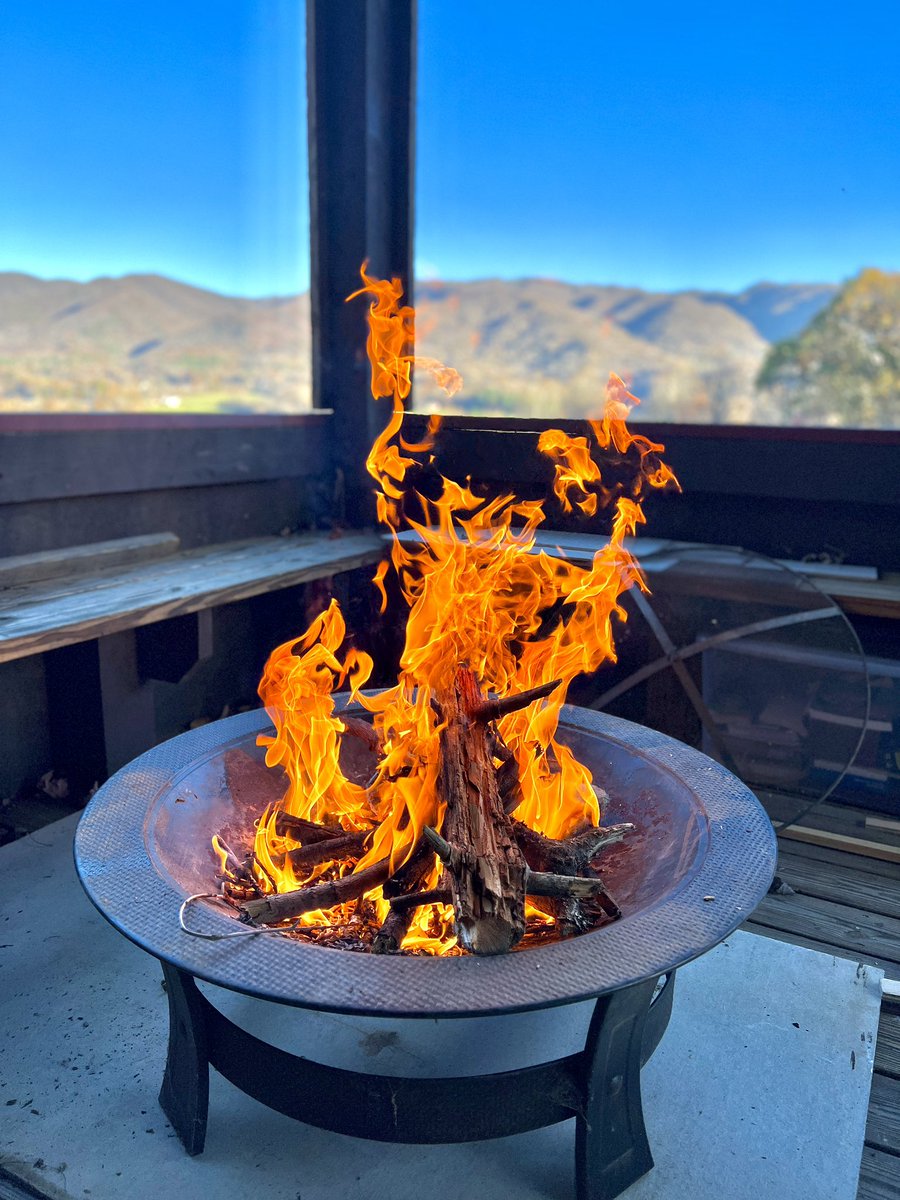 Niki Kirschner tweet media