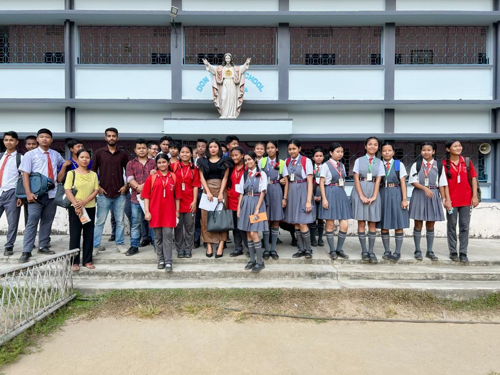 nhidcl's tweet photo. PMU Baghmara under RO #Shillong organized an essay writing competition for students on "Say No to Corruption: Commit to the Nation" at Don Bosco School to emphasize on the need for public awareness about Vigilance and promote a corruption-free working environment. 

#CentralVigilance #VigilanceAwarenessWeek #BuildingInfrastructure #BuildingTheNation #Meghalaya