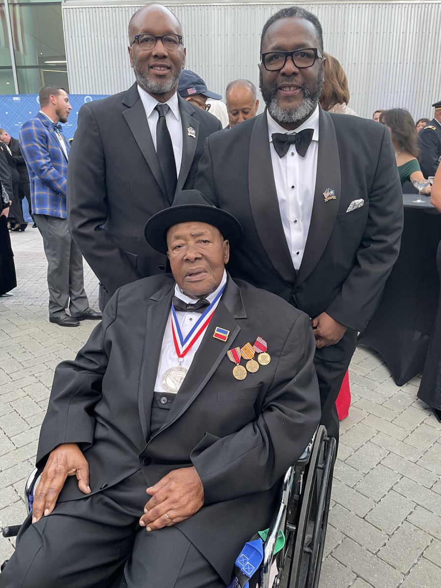 The Medal of Honor Gala at the World War II Museum. The Pierce family honored. Ron Pierce, West Point Class of ‘85. Wendell Pierce, Distinguished Citizen Award. Amos Pierce, Jr. (98) World War II Veteran, Battle of Saipan.