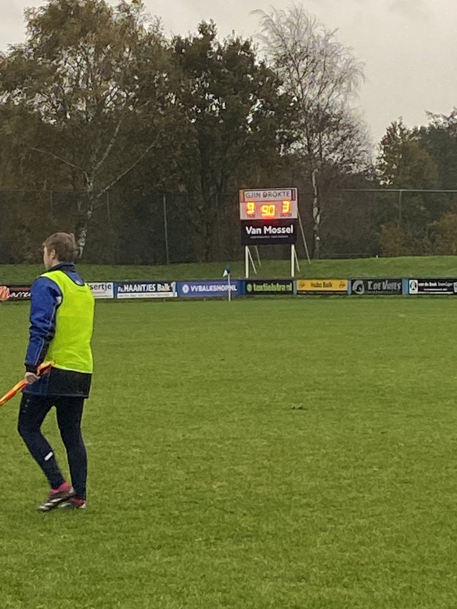 douwevdl's tweet photo. @TKB_Groningen 5… Dat zien jullie goed, 9 om de oren in Balk. Hier wordt je simpelweg vernederd door naar eigen zeggen een ‘misselijk ventje’. Wat mij betreft een Johan en Siemon masterclass. Bedankt en succes😂 https://t.co/oQwMd7M4tp