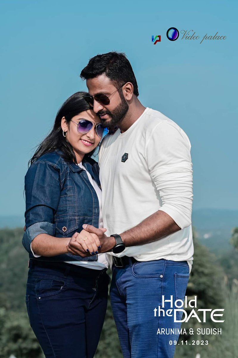 SudishNair07's tweet photo. 😇❤️Date 9/11/2023❤️😇
🫶🏼❤️Marriage Sudish & Arunima
#photoshoottime📸🎥
#savethedate😍 #holdthedate🥂
#likecommentshare
😇😇#wddingphotography #nicepicture📸😍 #weddingpics❤️ #mylove❤️ #loverphotography📸❤️ #novemberwedding
✨👩❤️👨🕉️🙏🏼✨ @SudishNair8 @SudishNair7 @SudishNair07 https://t.co/kKLaV5i6VI