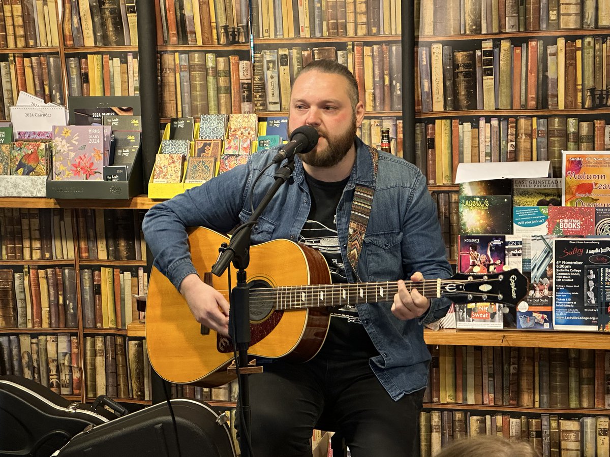 Another wonderful evening of live music at <a href="/EastBookshop/">The Bookshop East Grinstead</a> Fabulous performance from <a href="/jensontagg/">Jenson Tagg</a>  &amp; <a href="/ConnollyAgs/">Ags Connolly</a> . Thank you all for supporting live music