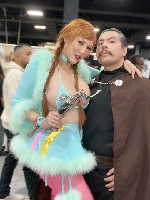 Blush blush. 🥵💙 she was a doll. @LaurenFillsUp @EXXXOTICA @realloyalfans https://t.co/gPr1lEIYis<a class="tags" href="/tag/laurenfillsup">@laurenfillsup</a>