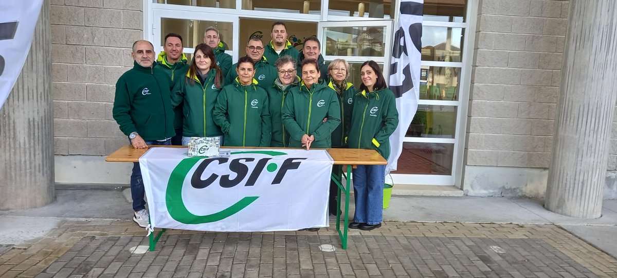 CsifLugo's tweet photo. ✅ Delegados de CSIF Sanidad Galicia este fin de semana en Silleda apoyando y asesorando a los opositores a las categorías de #PSX y #TCAE del #SERGAS
#CSIFteayuda #CSIF @GaliciaCsif https://t.co/hHBtcRC2qO