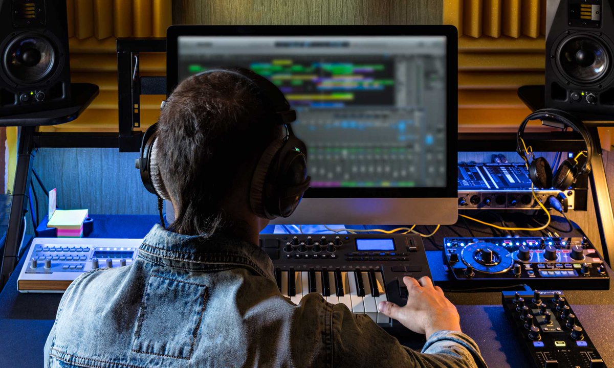 SamiraTret58269's tweet photo. ▶Download FREE Serum Presets
▶https://t.co/FLJF8YAiMg

#behringerc1 #yamahasr500 #r15v4m #audacityaudioeditor #fxpansion #mboxpro #hargamotornmax #flstudioonline #nmax160 #cdj700 #teletronixla2a #genelec8040 # https://t.co/1lrtgoG5sb