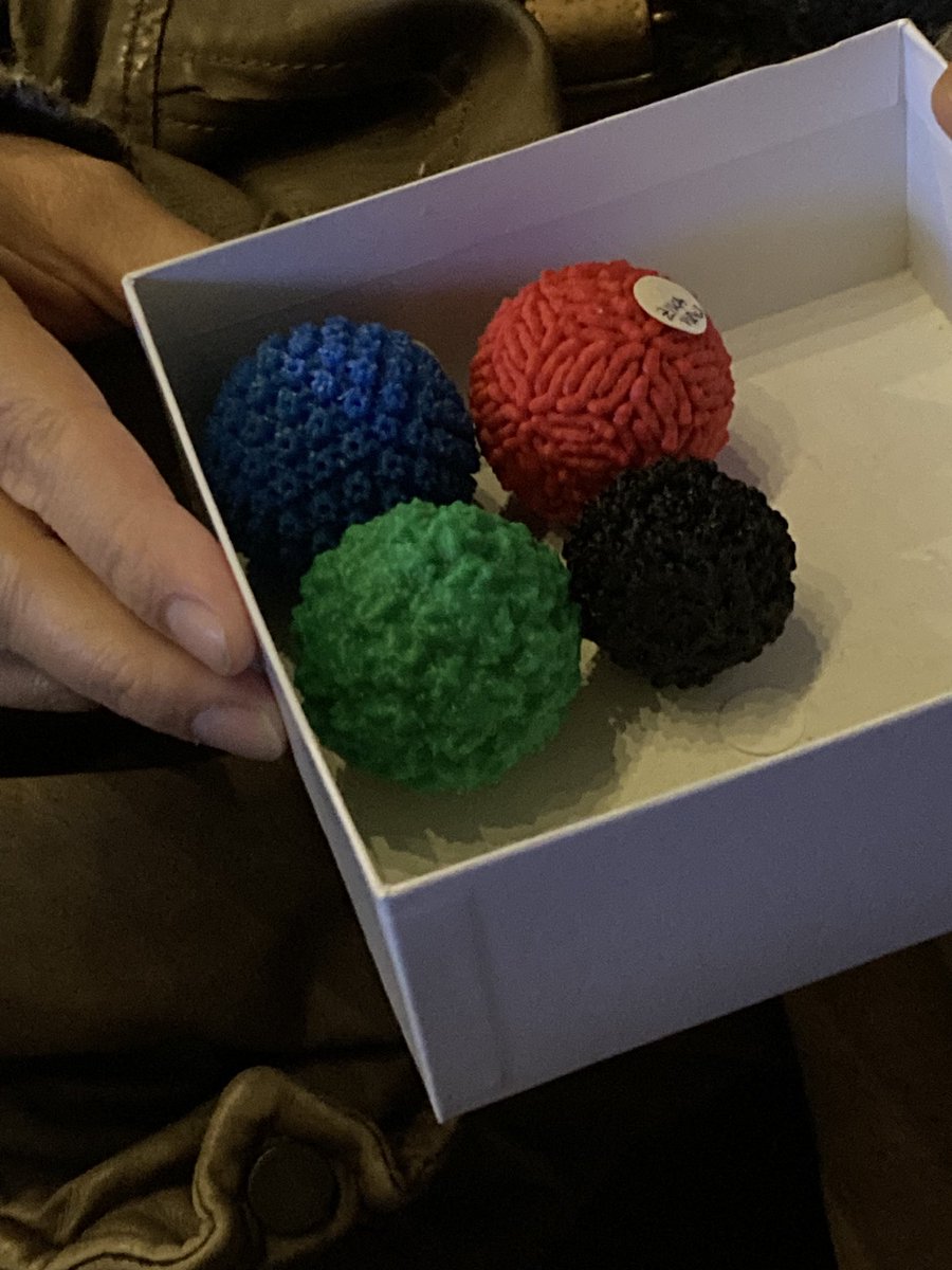 MDC_Berlin's tweet image. Full house at #BerlinScienceWeek @mfnberlin @ewyler and @landthaler from #mdcBerlin explain their research about viruses in Berlin wastewater. Thanks for the exciting insights.