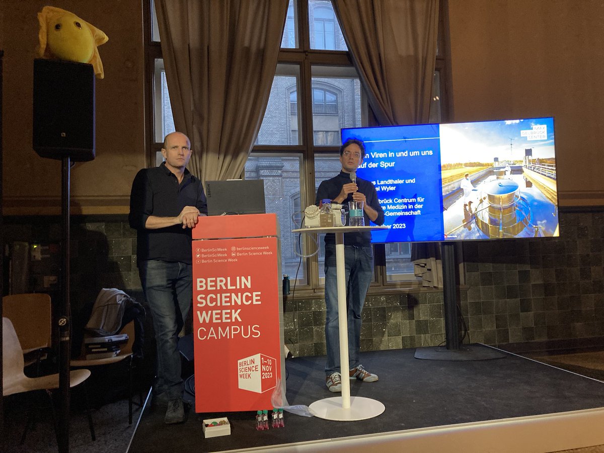 MDC_Berlin's tweet image. Full house at #BerlinScienceWeek @mfnberlin @ewyler and @landthaler from #mdcBerlin explain their research about viruses in Berlin wastewater. Thanks for the exciting insights.