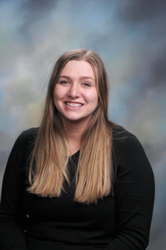 Hey everyone! #MedTwitter 
My name is Anna Hargrave and I am applying #GenSurgMatch2024 
So excited to be taking the next step to becoming a general surgeon and connect with fellow applicants, residents, and surgeons here