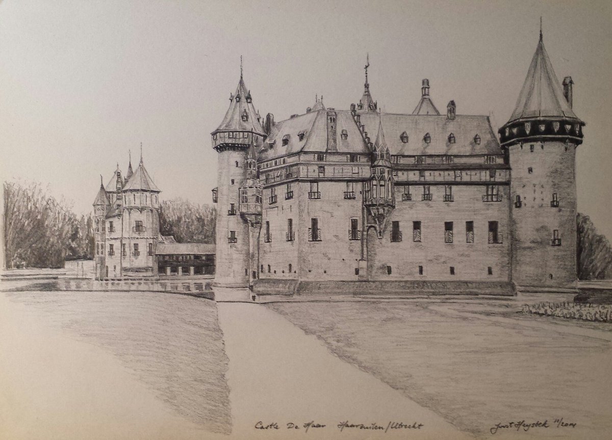 #Facebook reminds me I made this #Pencildrawing 9 yrs ago <a href="/kasteeldehaar/">Kasteel de Haar</a> #castledehaar #pencilart #pencilsketch #pencil #drawing #art #ArtistOnTwitter #artshare #arts#arte #artwork #Utrecht #SaturdayMood #SaturdayMotivation #sketch #sketchart