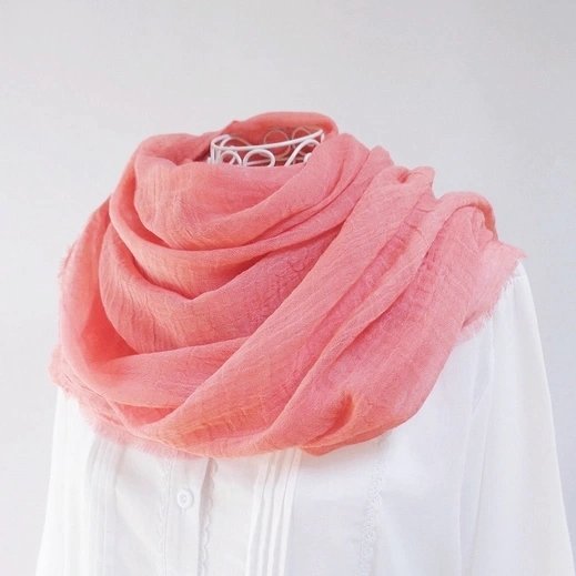 「草木染め・茜染め・オーガニック・コットンガーゼ・知多木綿・大判ロングストール（心も包む優しいコーラル)」 creema.jp/item/16796796/… <a href="/Creema_jp/">Creema(クリーマ）</a>
Creemaに出品中です。