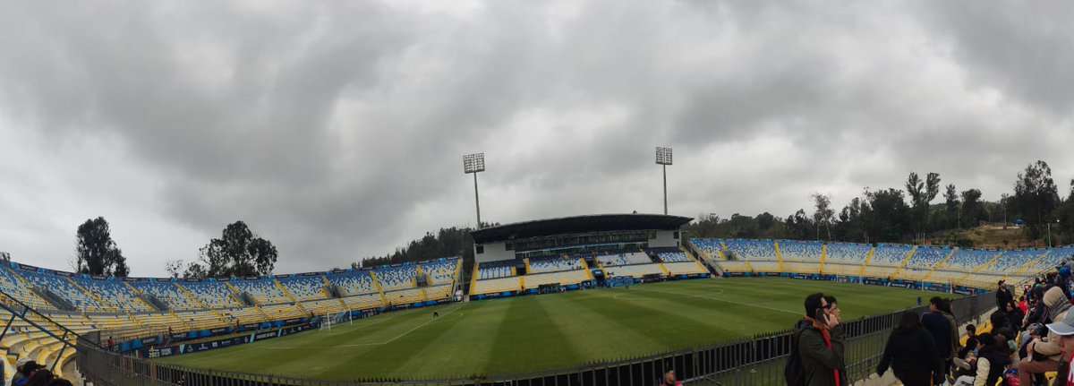 Flo_rencia__'s tweet photo. Sausalito casi vacio, pero en @puntotickets entradas agotadas. Que mal 😞😞 #quieroverlafinal
 #panamericanos #santiago2023 #eeuu #mexico #estadiosausalito
@puntoticket @santiago2023 @sitiodelsuceso https://t.co/Ev1iULOtTk