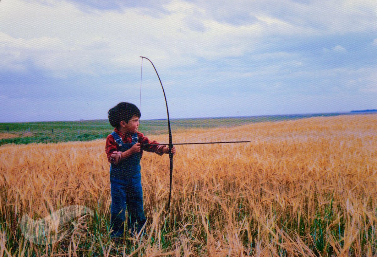 CapedWonderJim's tweet photo. Baby Clark Kent, @SmolinskiAaron Aaron Smolinski, wearing bib overhauls with his bow and arrow at the Kent farm in Alberta, Canada in August 1977. #kentfarm #clarkkent #kalel #verisimilitude #richarddonner #smallville #supermanthemovie #superman78 #superman1978
#reevesuperman #supermanmovie #christopherreevelegacy #supermanlegacy