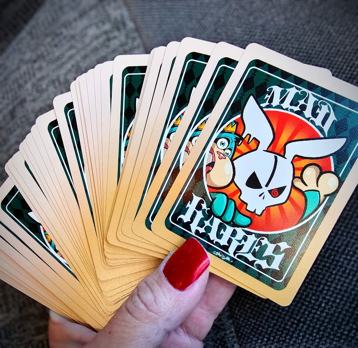 🃏 Fast Poker Bash 🃏 Starts in 30 min 🕐 🏆 Prizes! ● $3 entry @DEALMtoken/@martechnetworks Sunday ● @HeroesOfHiraeth Potion Must FOLLOW, 👍, RETWEET & TAG 2 🤝 to claim prizes! ✨️ 👉PASSWORD👈 🎉 Holder Touney starts 11/8! ♦️Cards by @ElRealGenius NOW AVAILABLE!