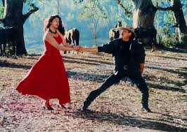 TheDeolsFC's tweet photo. " हम ना समझे थे , बात इतनी सी ,
ख्वाब शीशे के , दुनिया पत्थर की .. "
Now watching #Gardish .A Priyadarshan's Masterpiece 🔥 #JackieShroff #AmrishPuri #RDBurman https://t.co/jYyxMmzbiq