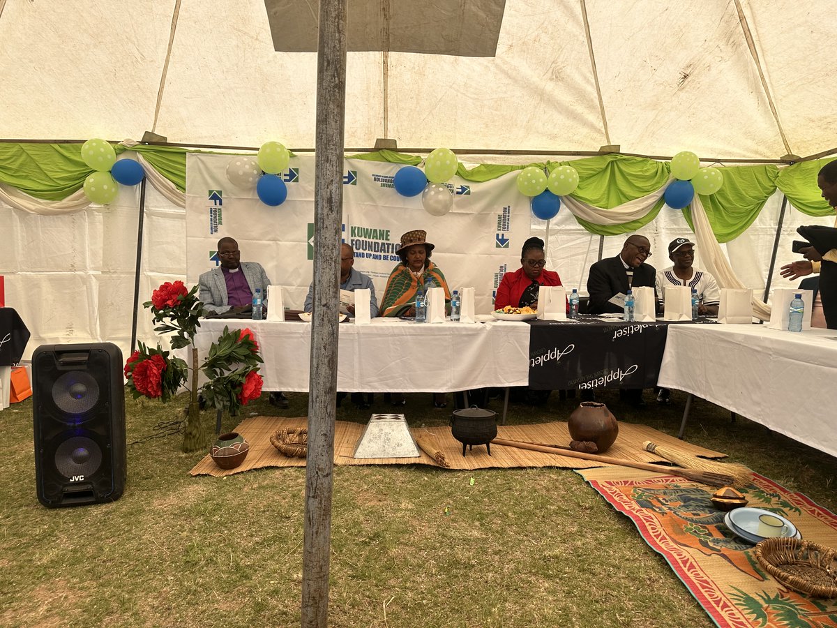 KuwaneF's tweet photo. On 30 October, we launched Hlubi Phakama: Siyaphila Ngamasiko book. The book documents cultural and traditional practices of AmaHlubi in Sterkspruit. The project was funded by National Heritage Council. 👏 https://t.co/UgYCFwcpsO