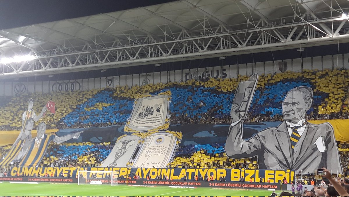 İYİ Kİ FENERBAHÇELİYİM..TÜYLER DİKEN DİKEN