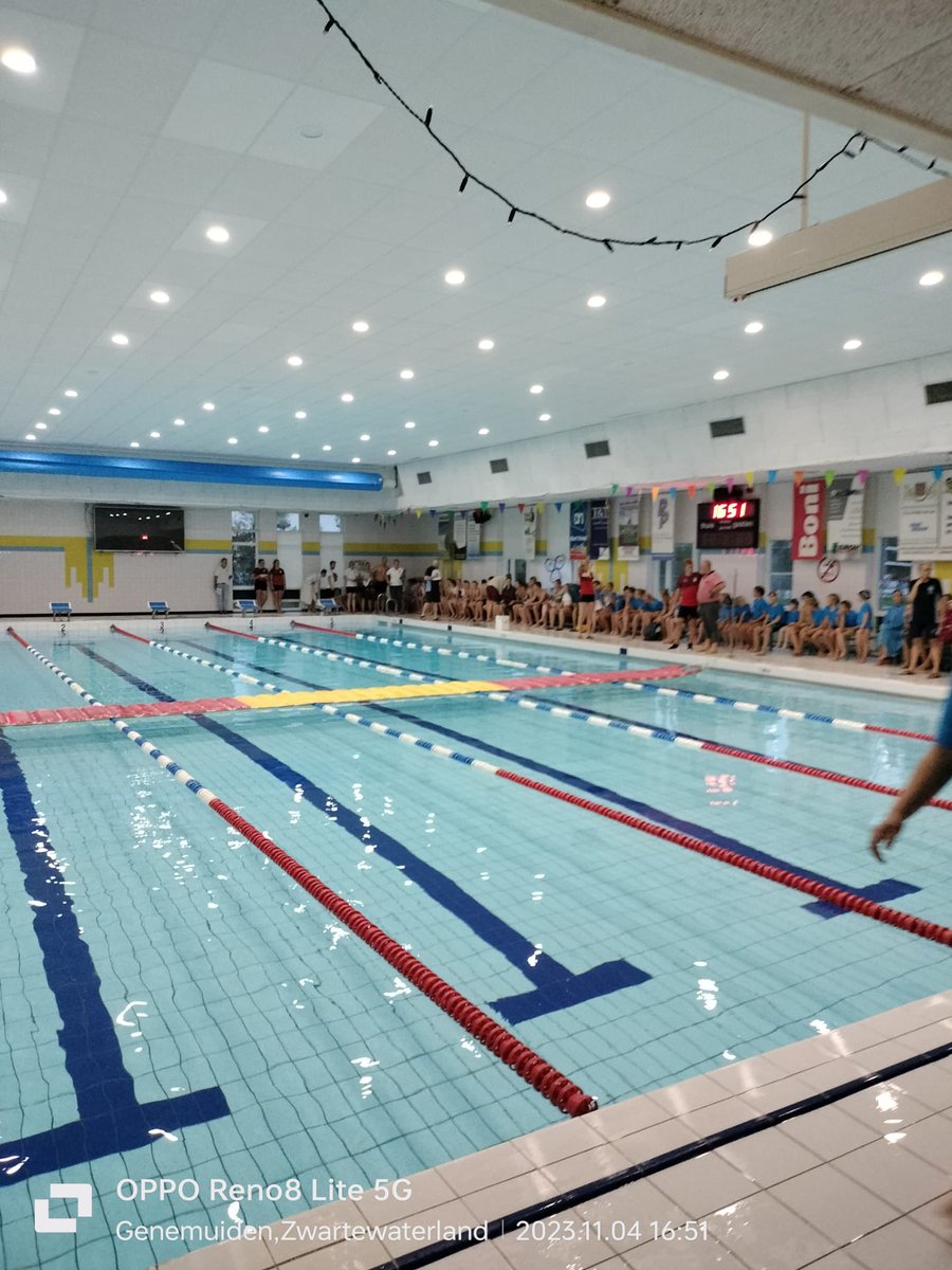 ZRH_Hasselt's tweet photo. Vierkamp gaat beginnen! 🏊 Iedereen heel veel succes! https://t.co/H4Y2tJNN0G