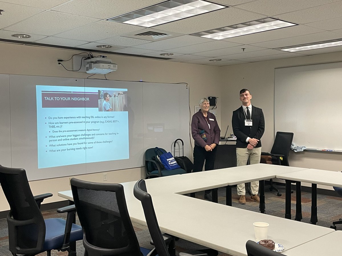 Co_TESOL's tweet photo. Morning concurrent sessions are underway! @Intercambio01 @ColoradoStateU @dcsdk12 #FrontRangeCommunityCollege https://t.co/7Coj5YVWPc