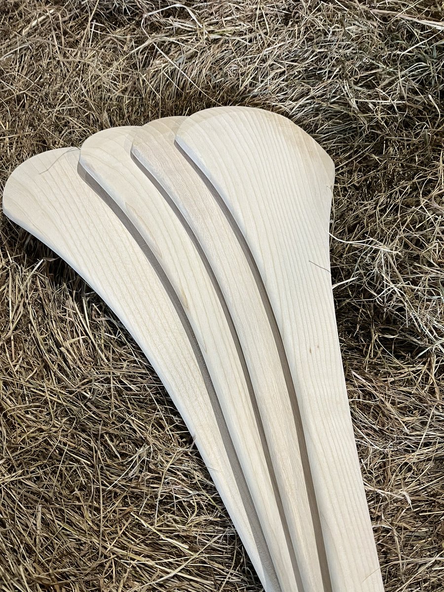 culsliotars's tweet photo. Some nice new sticks coming soon #ihurl ☘️☘️☘️☘️💪💪💪 https://t.co/1FN3LkXSeo
