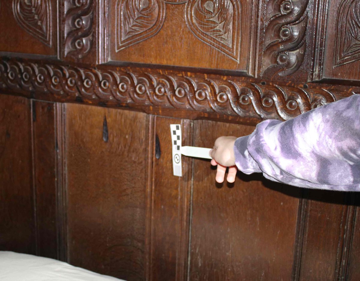 Great day out with <a href="/GM_YAC/">Greater Manchester Young Archaeologists Club</a> at Smithills Hall today. Some keen young eyes spotted these burn marks on a Tudor bed