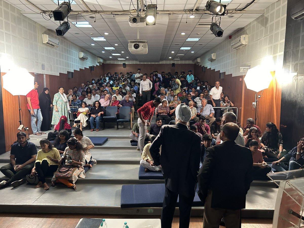 CIC_Chennai's tweet photo. Our event on the Israel-Palestine & Hamas conflict had an incredible turnout, and we couldn't go live as planned. But don't worry, we've got you covered with some amazing photos from today's insightful session. Stay tuned! #IsraelPalestineEvent #HamasConflict #ThankYouForSupport https://t.co/6blItHZPVZ