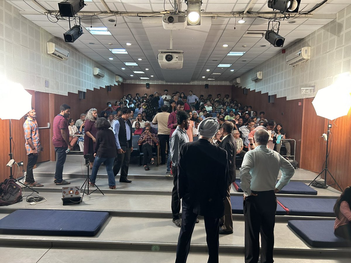CIC_Chennai's tweet photo. Our event on the Israel-Palestine & Hamas conflict had an incredible turnout, and we couldn't go live as planned. But don't worry, we've got you covered with some amazing photos from today's insightful session. Stay tuned! #IsraelPalestineEvent #HamasConflict #ThankYouForSupport https://t.co/6blItHZPVZ