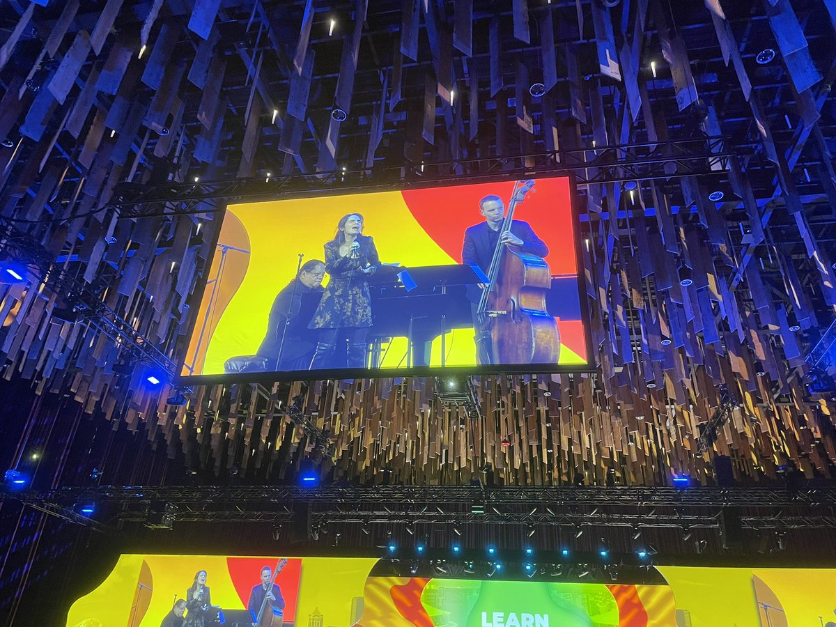 Mark_Kemball's tweet photo. Nothing like a little Barbra in 7/8 to get the morning started! Thank you, @Julia_Keefe for a lesson about #MildredBailey and some fabulous music! #AAMC23 https://t.co/D8sZekM6xG