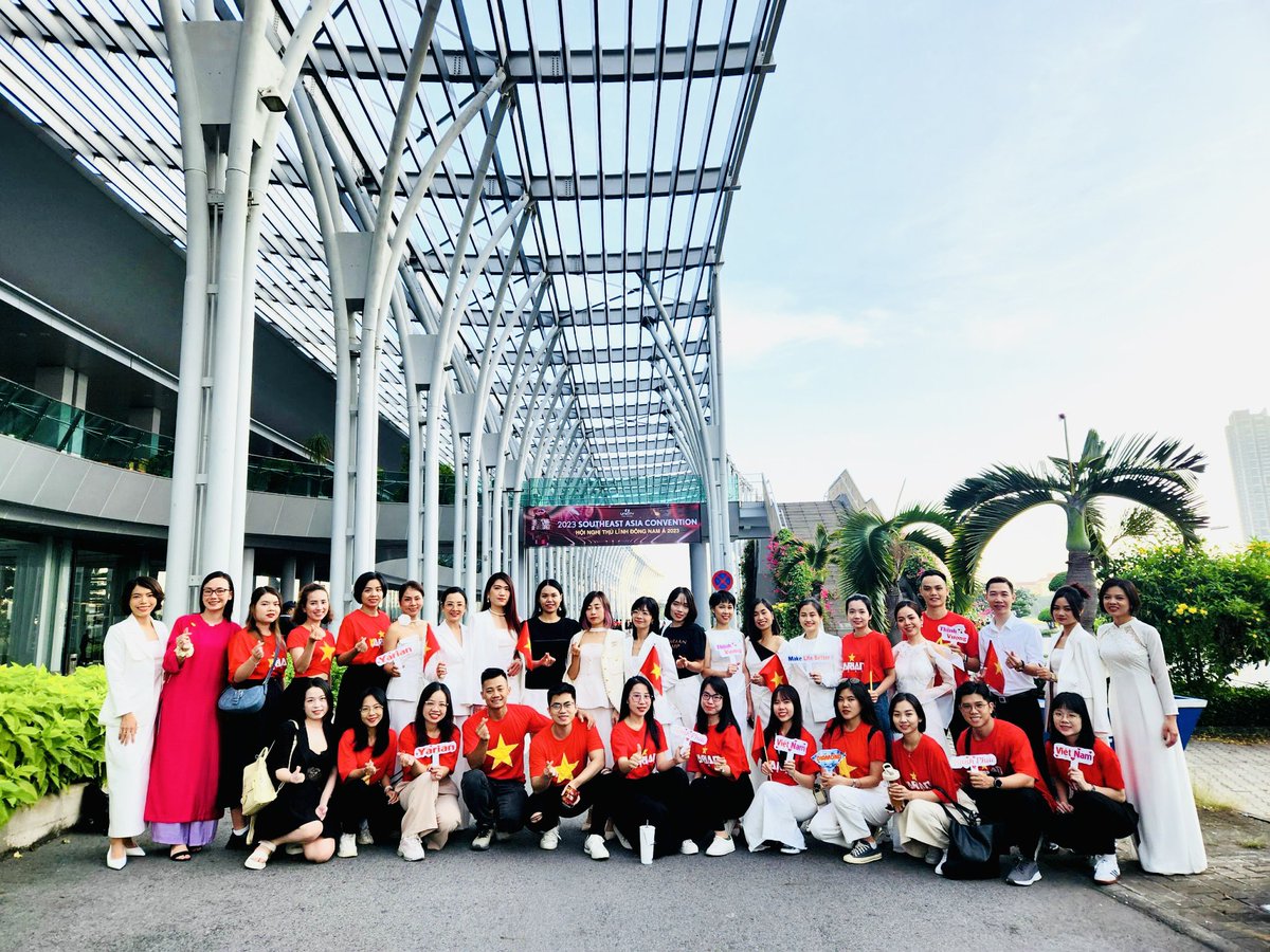 Handatfeelgreat's tweet image. Sẵn sàng cho sự bùng nổ trong thập kỷ tiếp theo. #save10 #unicity #Yarian