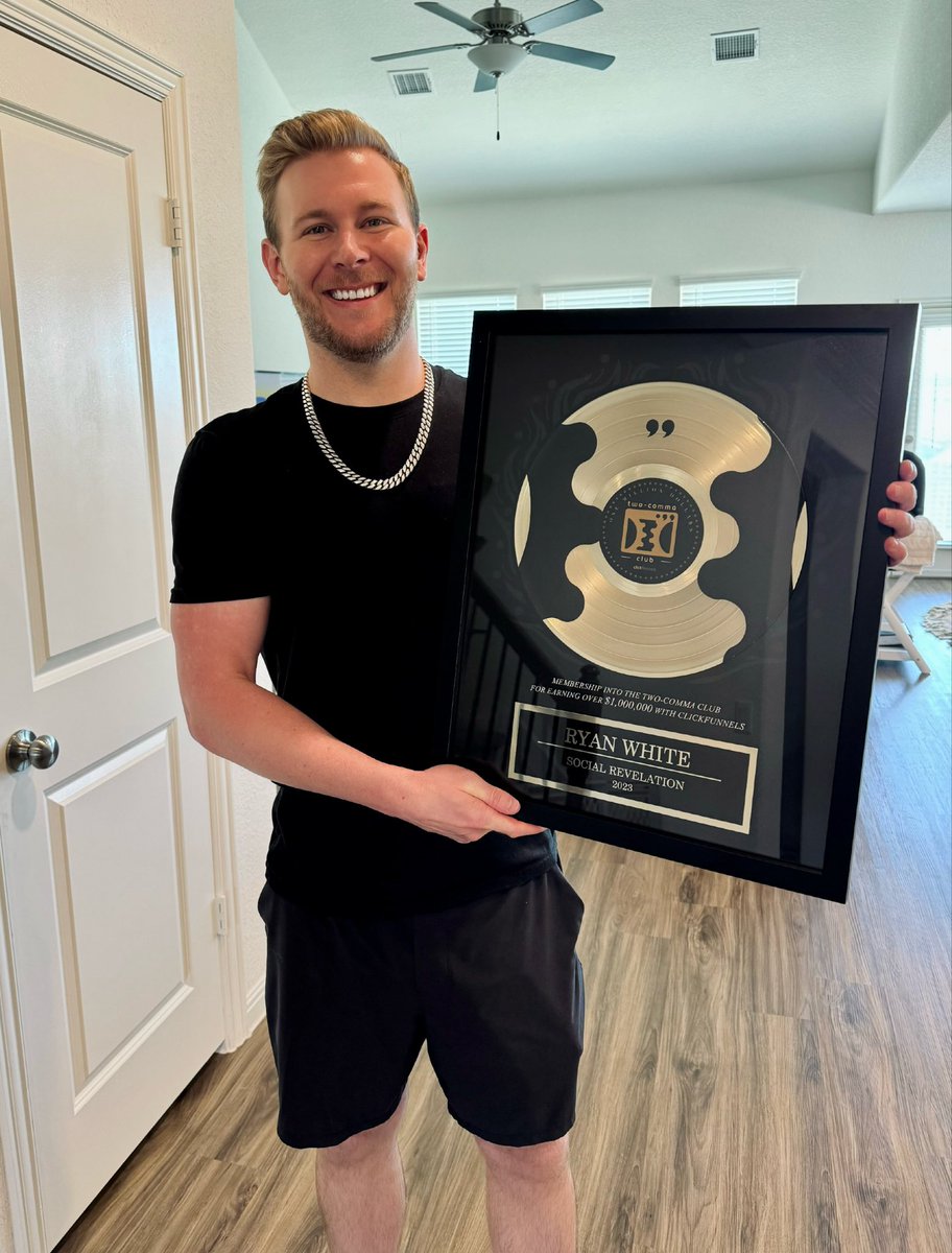 ceoryanwhite's tweet image. Shoutout to ClickFunnels 🏆

If you know, you know…

#TwoCommaClub