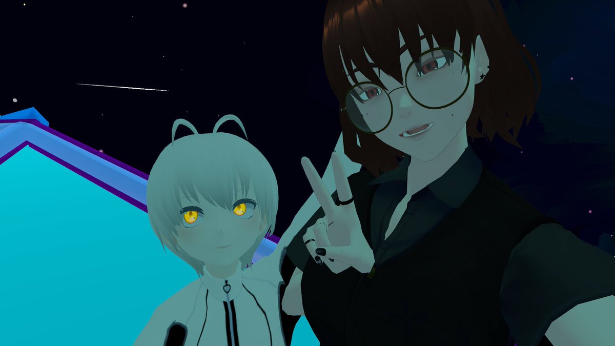 TropiGinger's tweet image. Just a few selfies! Was a bit too distracted and busy to get any more. Thanks to everyone for your cooperation and support for the first #Raindance opening in #vrchat, not spoiling things for the evening opening! Thanks Lucy &amp;amp; Histarium. Coming up...more special guests🫢!