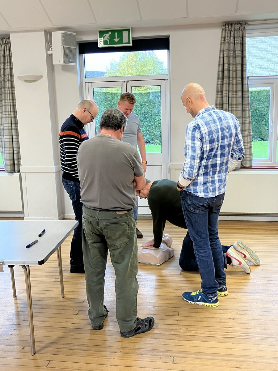 So… nearly 3 months after my cardiac arrest. Today my teammates and their loved ones all had cpr training. A great educational session all organised by @JPHabbers thank you to all! Great friends and such an important message. @TheBHF @rcgp @NIHRCRN_tvsm @greatesthitsuk