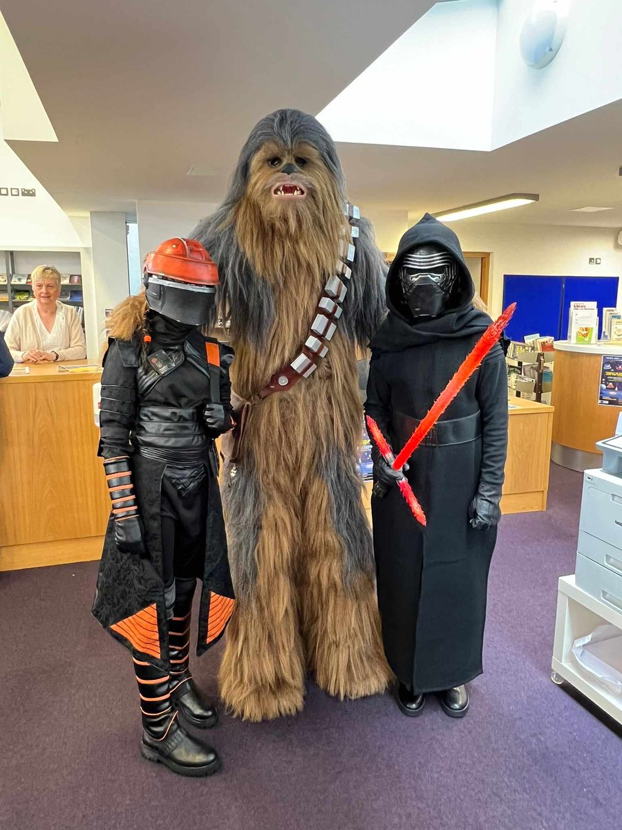 It's wonderful to see cadets Hannah &amp; Katie attend today's event in Ballinasloe.

We look forward tobseeing you both at future events with the Rebel Legion Ireland base &amp; 501st Legion Ireland garrison.

#KyloRen #FennecShand #JudeUsByOurSizeDoNot #EndorCampus #GalacticAcademy
