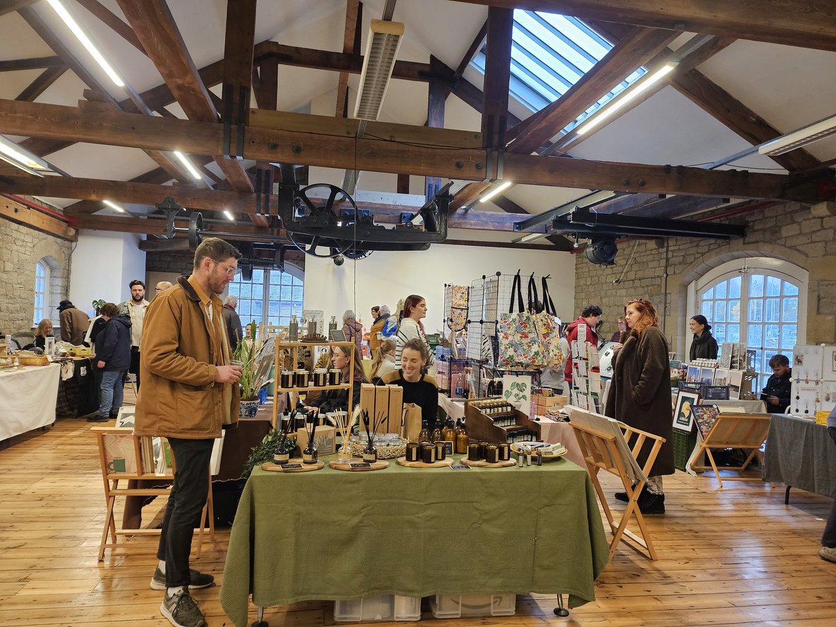 15minuteShipley tweet media