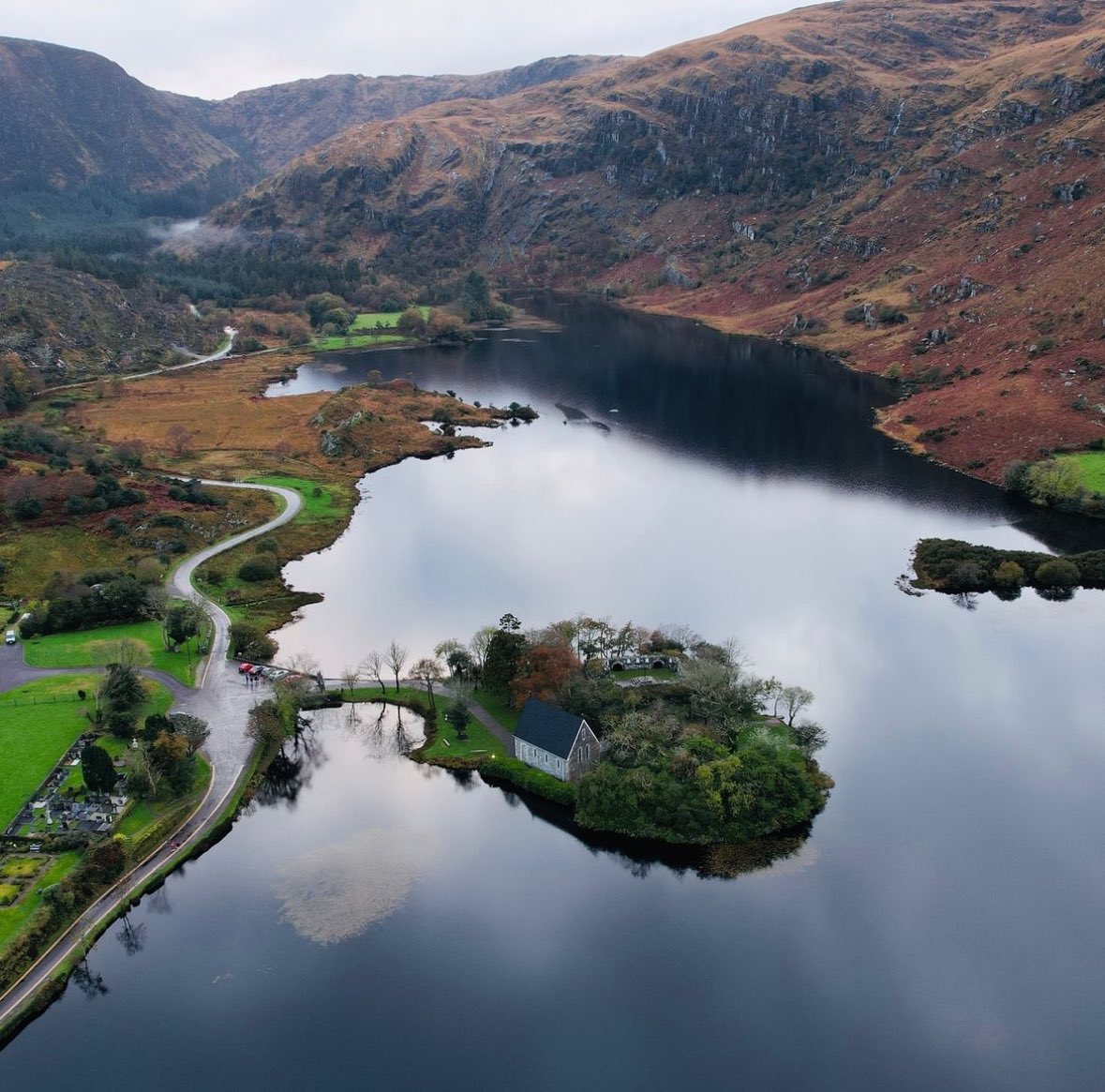 Lost in the enchanting beauty of Gougane Barra, where nature's symphony plays on❤️😍🤍 #cork . 📸👉 IG:chhithralahari 👏☘️👏 #corkdaily #photooftheday #corkireland #gouganebarra #purecork #irishdaily #tourismireland #ireland