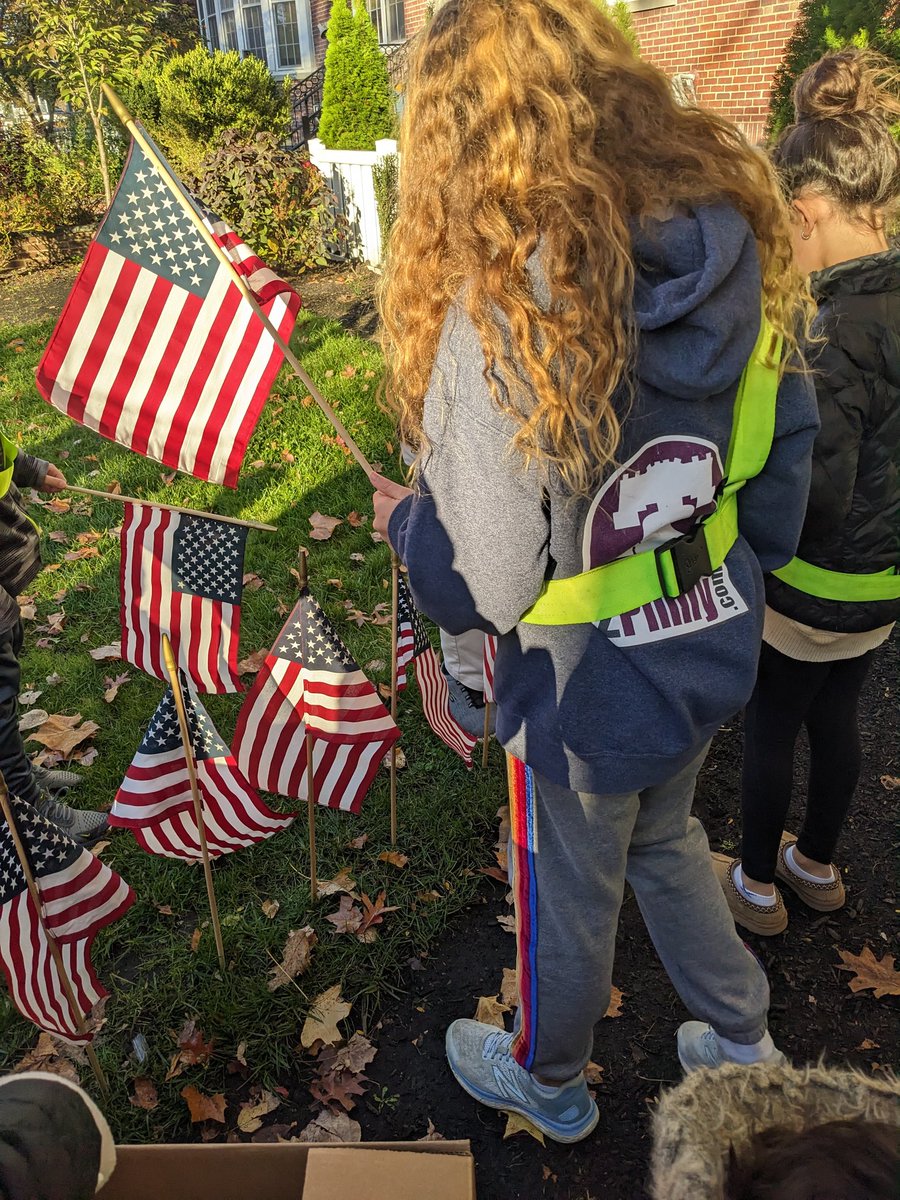 Taking a moment to honor our veterans <a href="/CentralES1/">Central ES</a> <a href="/HaddonSchools/">Haddonfield Schools</a>