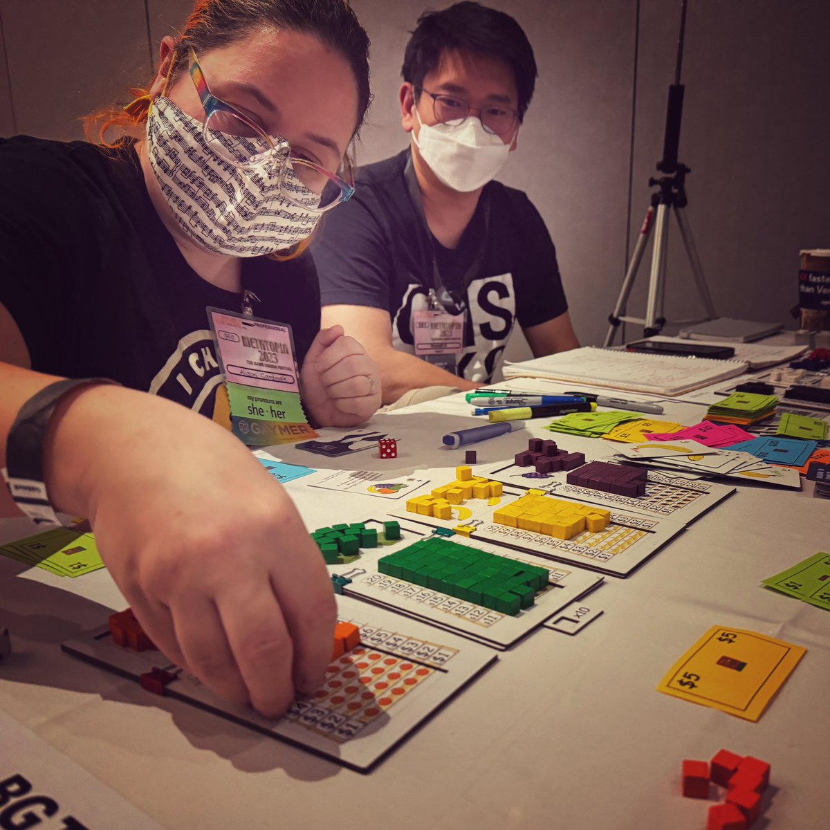 TamAtPlay's tweet photo. Insider Fruit Trading by Randell Li at #metatopia https://t.co/FJF5QWTDUd