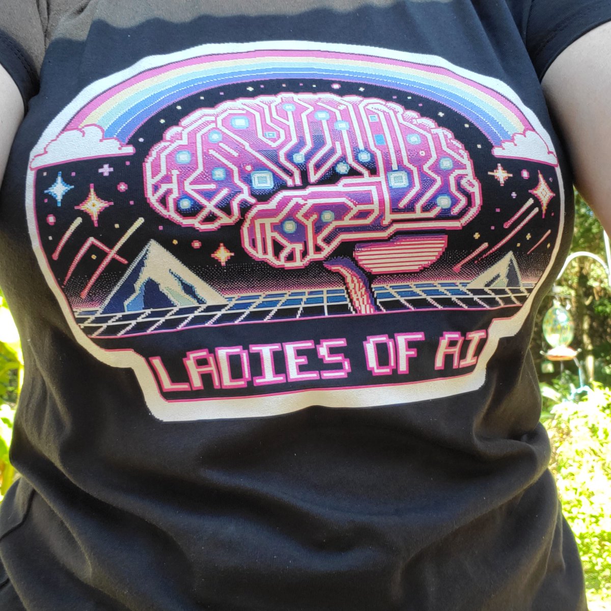 weird_momma_x's tweet image. About to finally take down my Halloween decorations
Repping the community in the neighborhood 🤣
#baconwave
@KyrickYoung @icodeblockchain @amli_art @CoffeeVectors