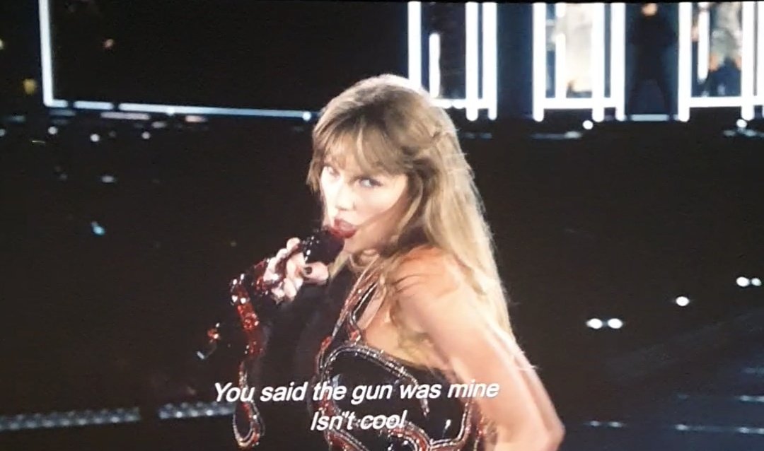 Swiftietea's tweet photo. So i just watched The Eras Tour Film, and it's sooooooo good, even people in my studio are dancing, singing, screaming, and break the cinema rules (fyi, the security guard and has warned us not to stand up or go to the front of the theatre, but we did actually broke the rules 😁) https://t.co/3BJlcKW14u
