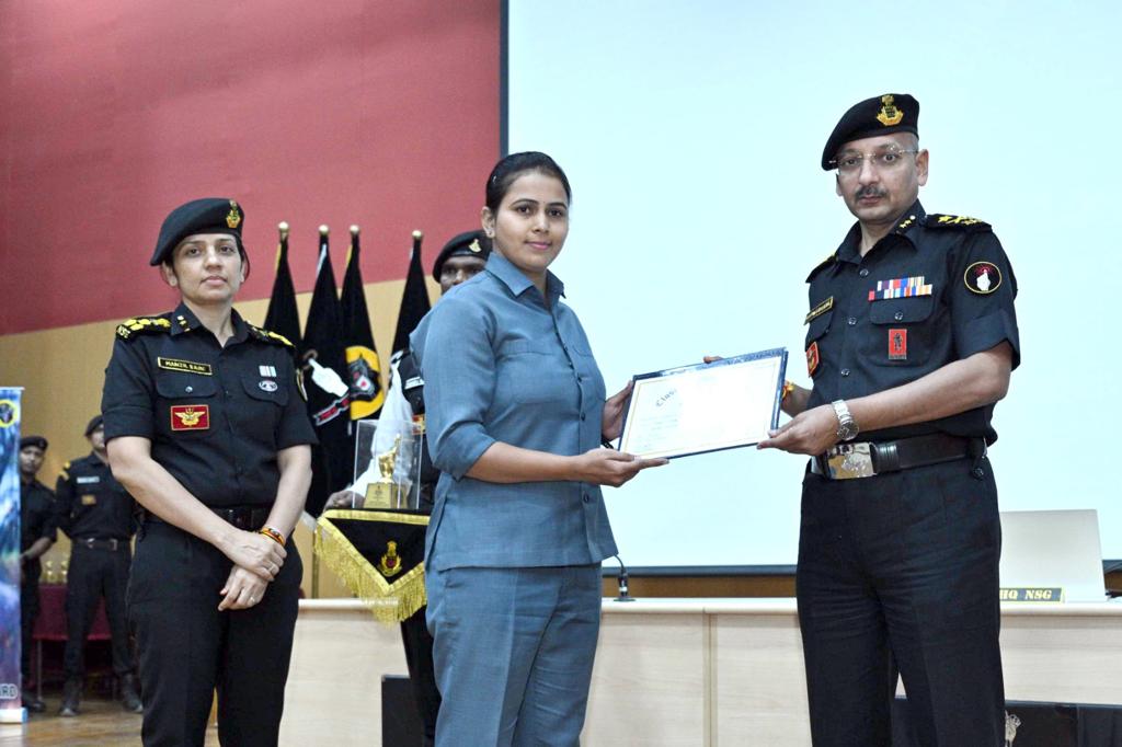 A four-week PSO course in VVIP Security for the Uttar Pradesh Police and the Andaman Nicobar Police was concluded today. IG HQ Shri Deepak Kumar Kedia, IPS, felicitated the winners and addressed the participants.