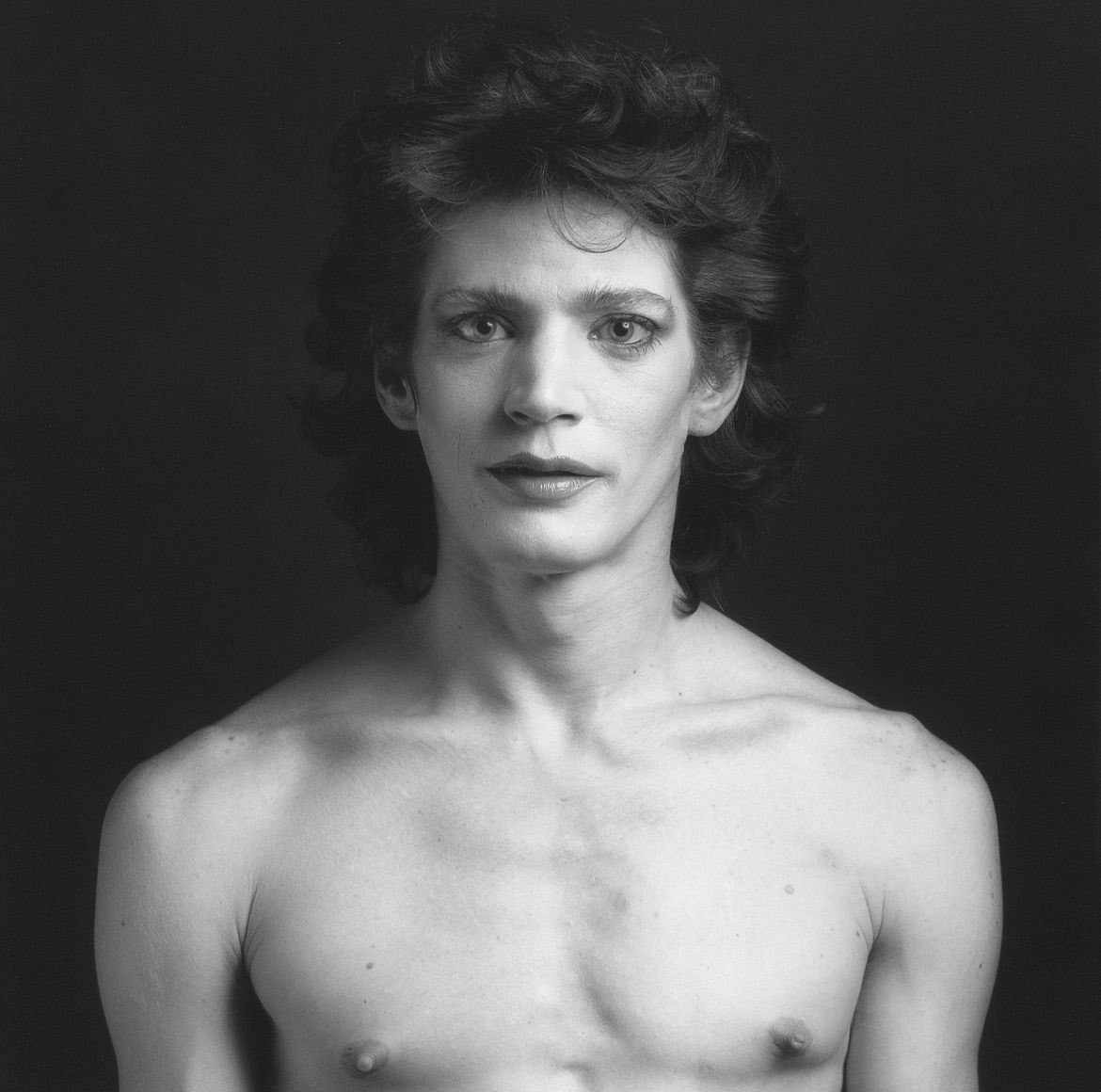 'Vengo dall'America suburbana. Era un ambiente molto sicuro ed era un buon posto da cui provenire, nel senso che era un buon posto da cui partire' Il 4 novembre del 1946 a Floral Park nasceva Robert #Mapplethorpe. Visita la mostra al #MuseoNovecento