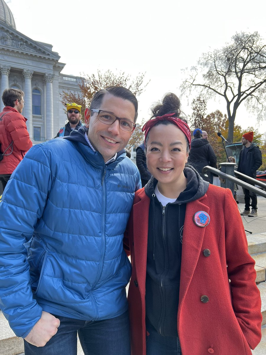 JWDuncan's tweet photo. I am proud to stand in solidarity with our union members in their fight for fair contracts and worker rights. #UnionStrong https://t.co/2lnZnOZRay