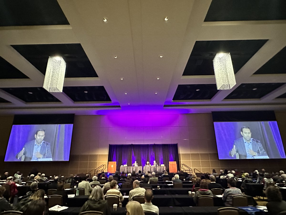 aarpmn's tweet photo. During #BrainHealth23, we heard the latest developments on brain health and dementia from Dr. Ron Peteresen and Dr. @vijaykramanan with @MayoClinic, and @KristineYaffe with @UCSF / @UCSFpopbrain. @MayoClinicNeuro @aarpMN @Alzmnnd #GCBH #DisruptAging #DisruptDementia #brainhealth https://t.co/hHhxPnfuX7