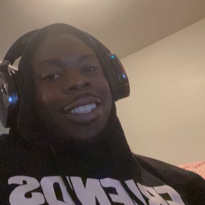 #NewProfilePic https://t.co/NoLhzKFYAJ<a href="/tag/newprofilepic"class="tags">#NewProfilePic</a>