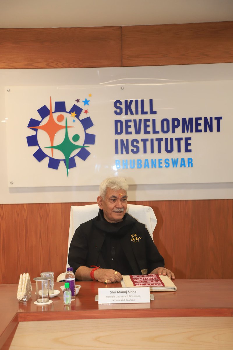 SDIBhubaneswar's tweet photo. "The Skill Development Institute, Bhubaneswar (SDI-B), in association with the Government of India's Skill India Mission, is committed to fulfil the aspirations of youth of Odisha and across the country": Hon'ble Lt. Governor https://t.co/BubqTN40Vs
